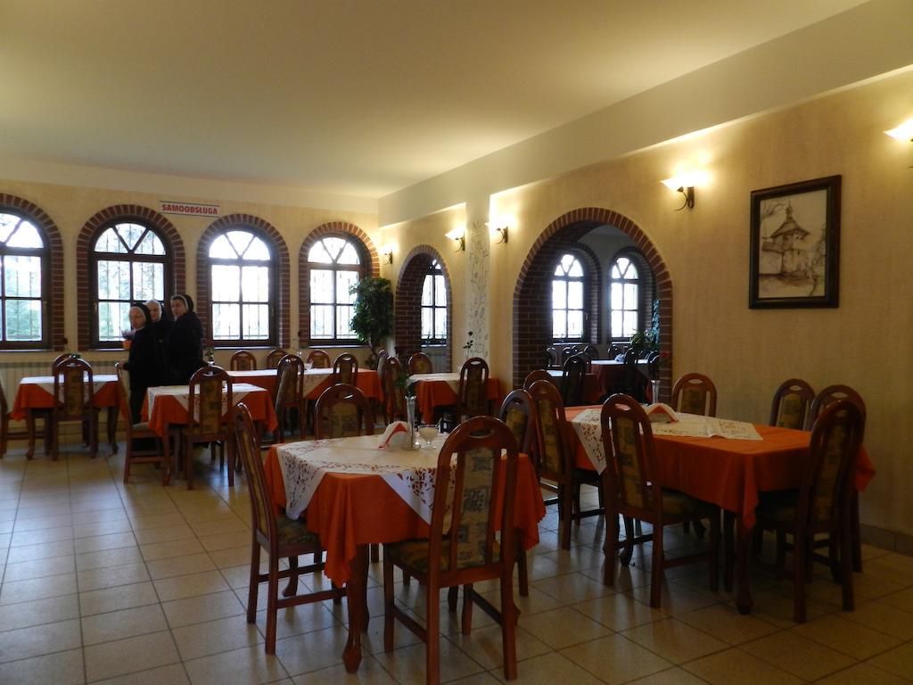 Dom Pielgrzyma Hotel Kalwaria Zebrzydowska Buitenkant foto
